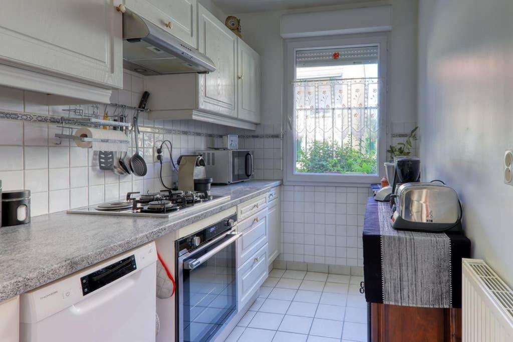 Amilly Park 6 Personnes 2 Chambres Pk Prive En Sous Sol Serris Eksteriør billede